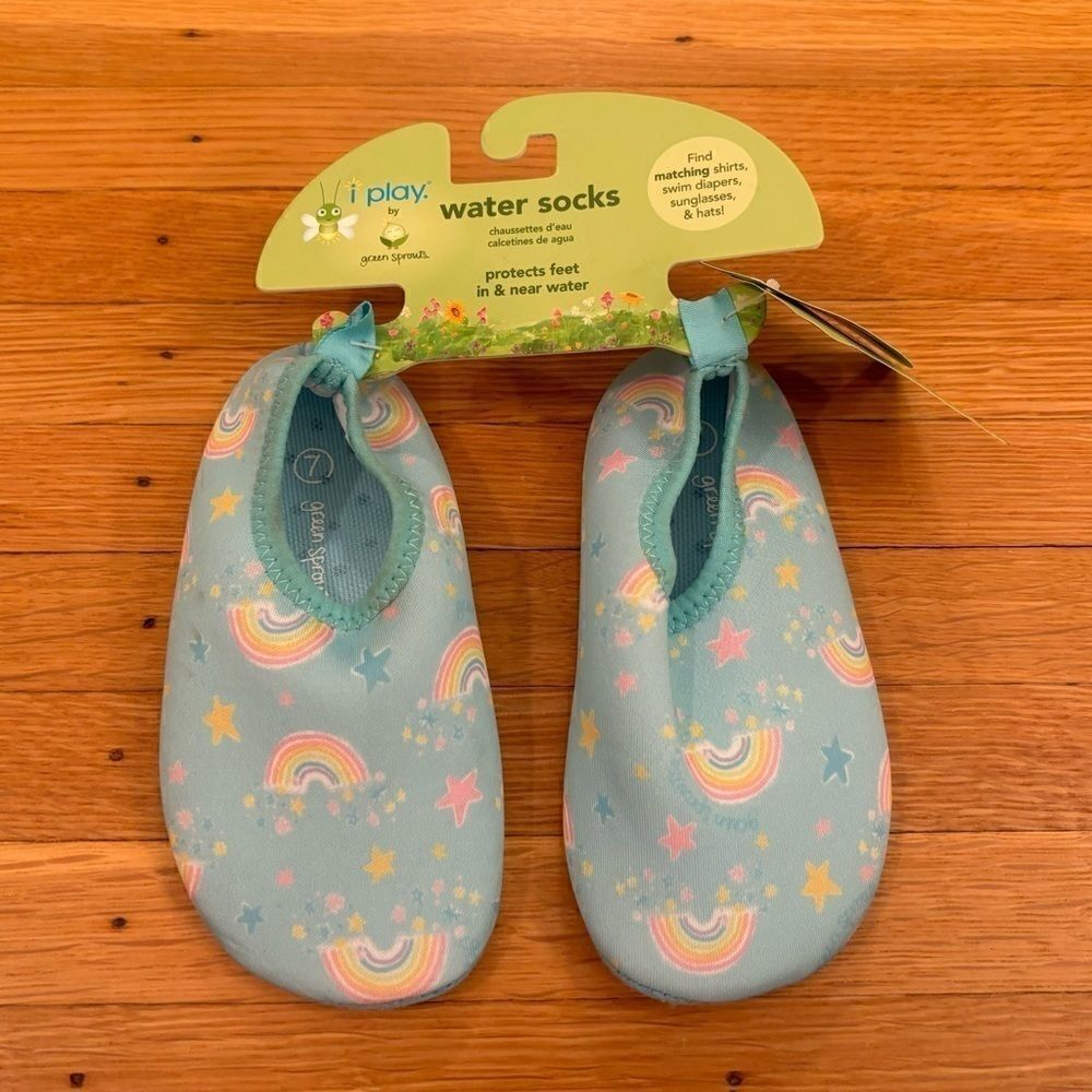 iPlay by Green sprouts water socks NWT size 7
